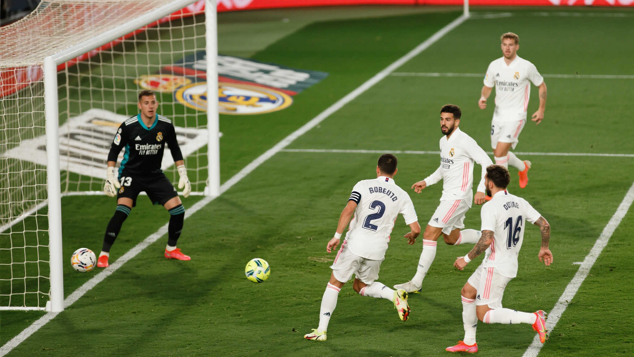 射门精准差距小,皇马对帕丘卡洲际杯决赛预期进球显优势 射门精准差距小,皇马对帕丘卡洲际杯决赛预期进球显优势